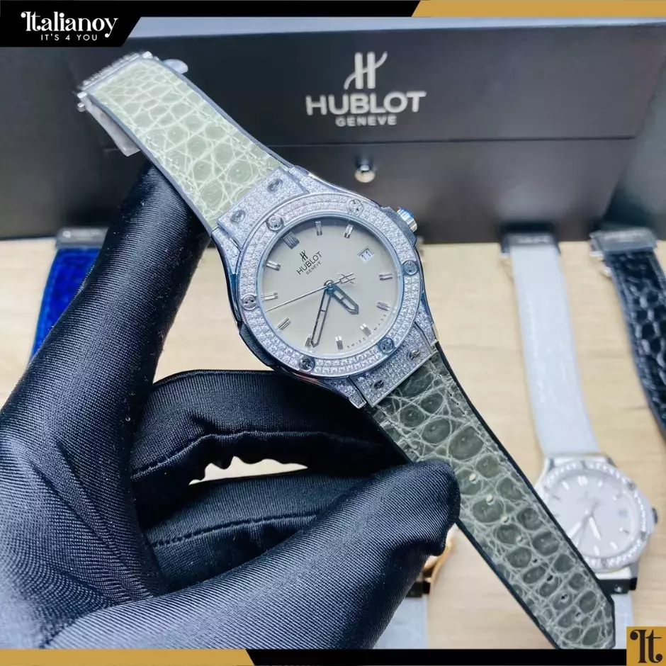 HUBLOT CLASSIC FUSION GREEN RACING GREY DIAMONDS
