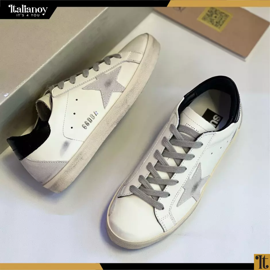 Women's Super-Star with black heel tab and metal stud lettering