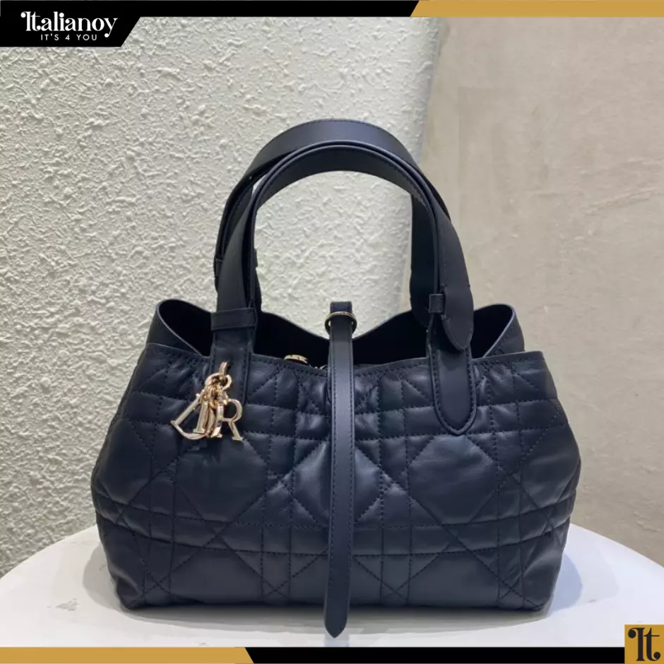 MEDIUM DIOR TOUJOURS BAG Black Macrocannage Calfskin