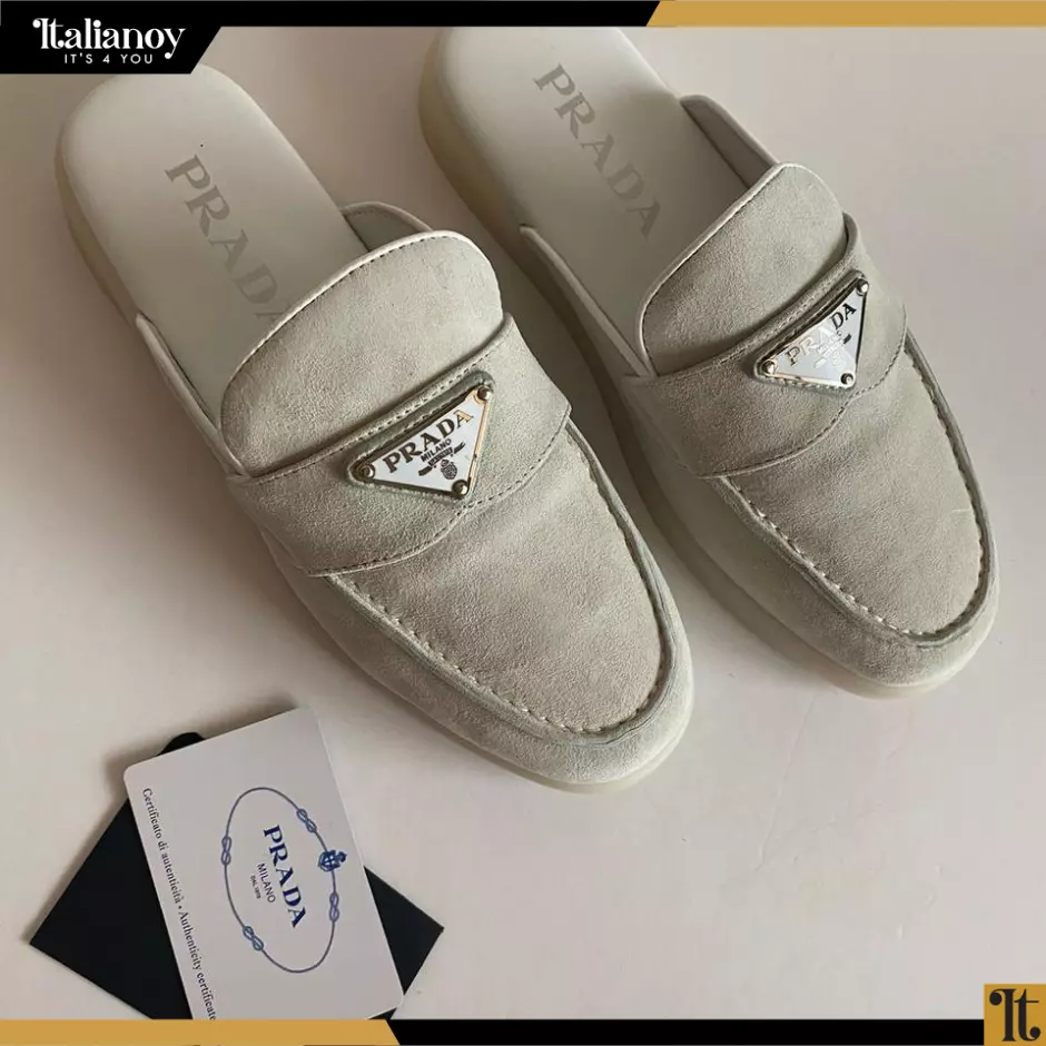 Suede leather sabots Ecru