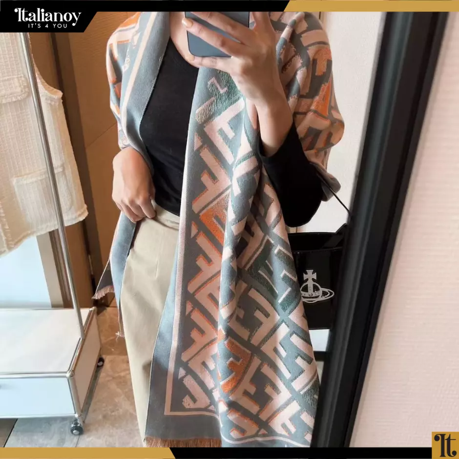 winter scarf Fendi gray - pink