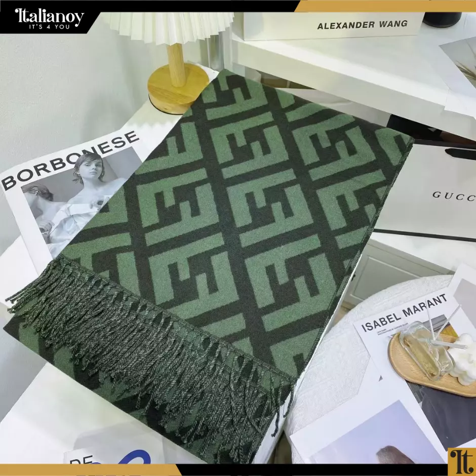 winter scarf Fendi green