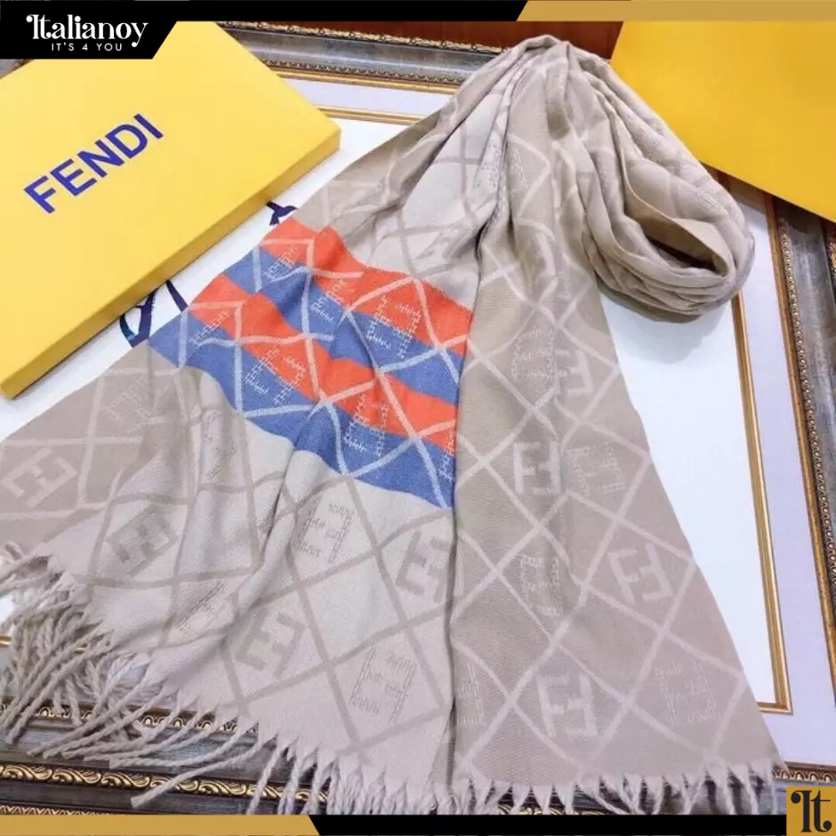 winter scarf Fendi beige