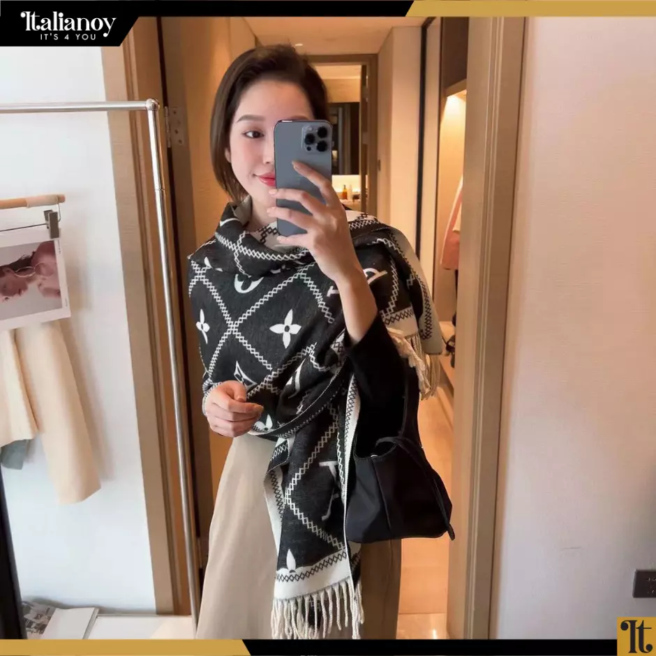 DIOR CANNAGE SCARF Black and Ivory Cashmere and Virgin Wool